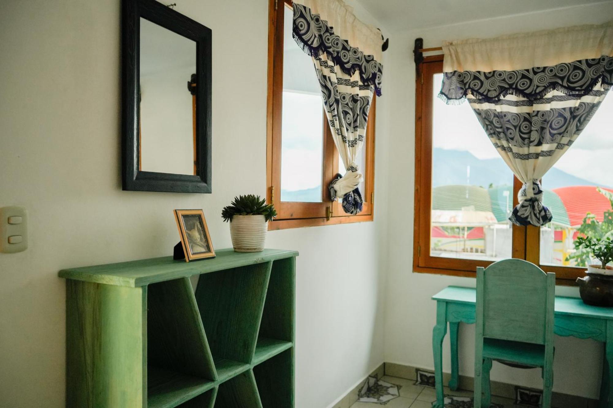 Hostel Casa Madera San Marcos La Laguna Exteriér fotografie