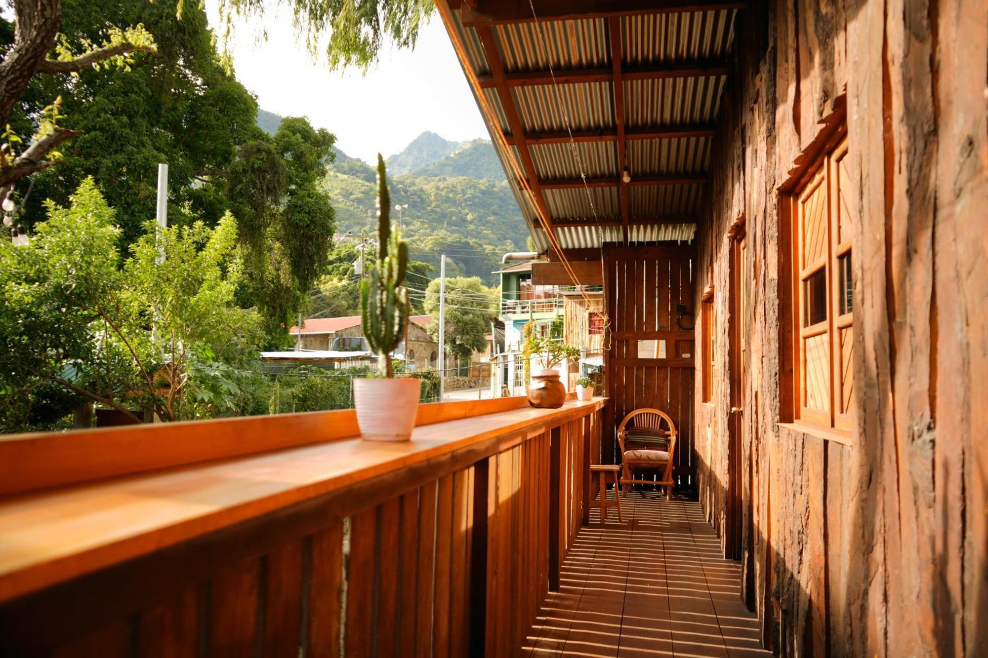 Hostel Casa Madera San Marcos La Laguna Exteriér fotografie